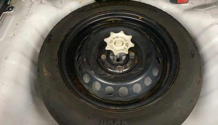 2017 Hyundai Grand i10 ASTA 1.2 KAPPA VTVT, Petrol, Manual, 72,981 km, Spare Tyre