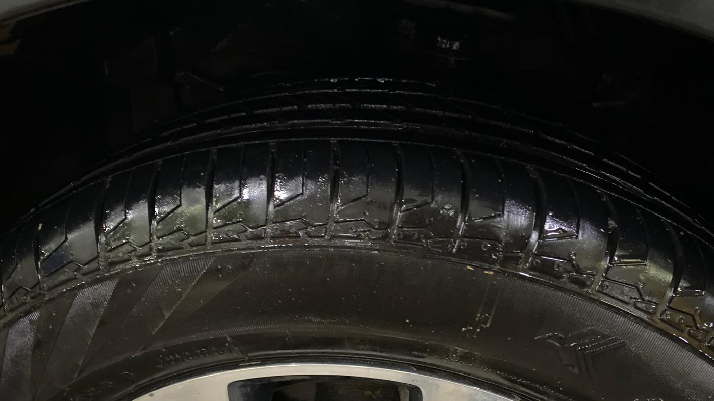 2021 Maruti S Cross ALPHA 1.5, Petrol, Manual, 75,560 km, Left Front Tyre Tread