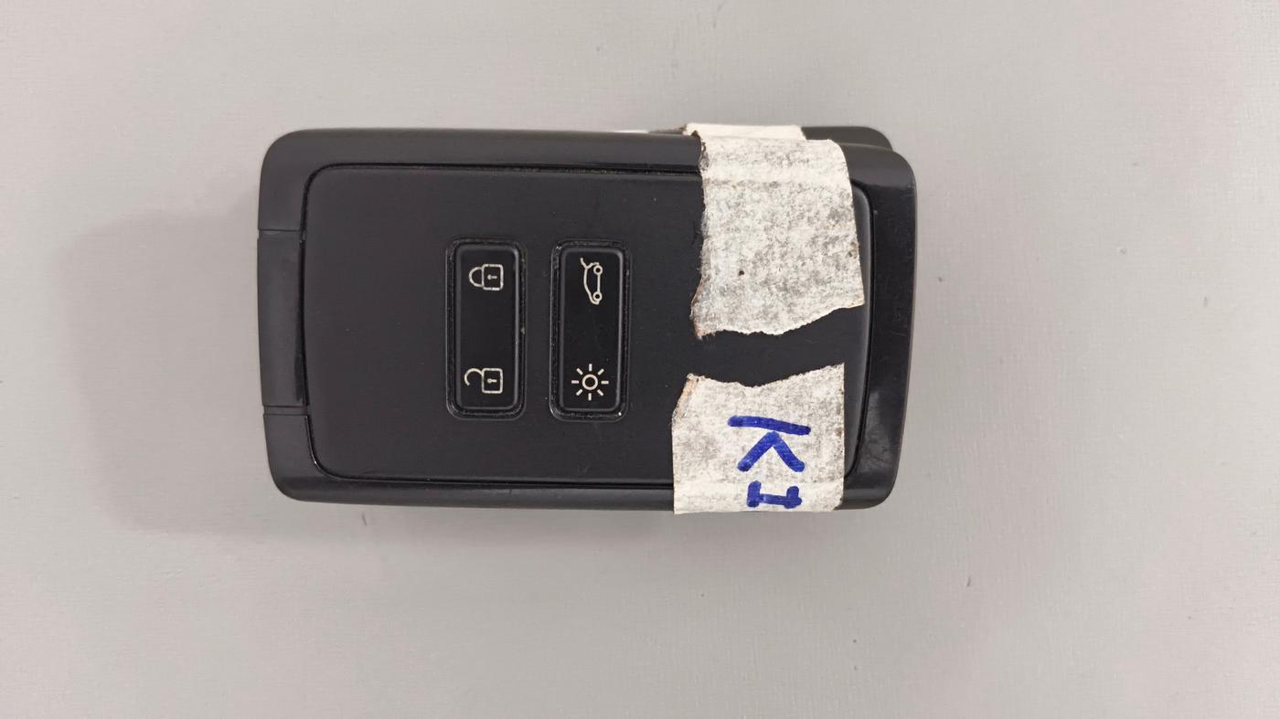 2022 Renault Kiger RXT (O) AMT, Petrol, Automatic, 74,625 km, Key Close Up