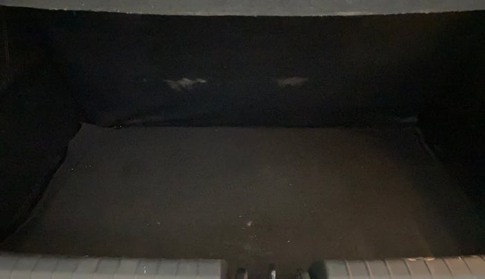 2024 Hyundai NEW I20 ASTA (O) 1.2 IVT, Petrol, Automatic, 29,239 km, Boot Inside