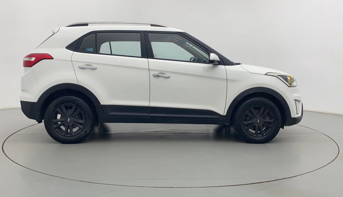 2016 Hyundai Creta 1.6 SX PLUS DIESEL, Diesel, Manual, 1,27,980 km, Right Side View