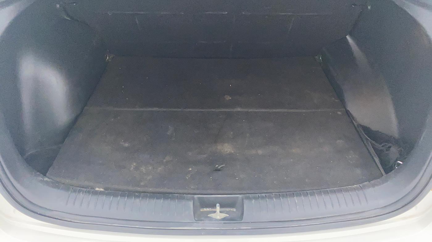 2016 Hyundai Creta 1.6 SX PLUS DIESEL, Diesel, Manual, 1,27,980 km, Boot Inside View