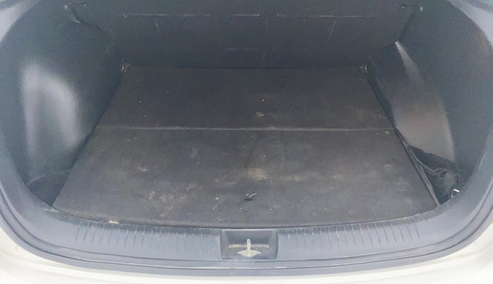 2016 Hyundai Creta 1.6 SX PLUS DIESEL, Diesel, Manual, 1,27,980 km, Boot Inside View