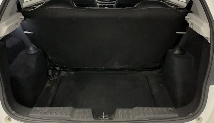 2021 Tata ALTROZ XE PETROL, Petrol, Manual, 54,456 km, Boot Inside