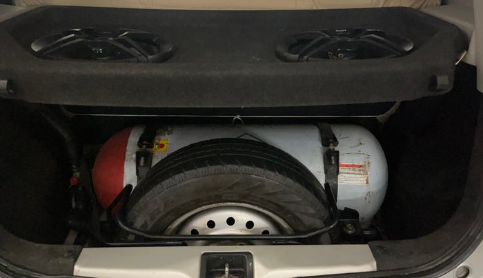 2019 Maruti New Wagon-R LXI CNG 1.0, CNG, Manual, 73,903 km, Boot Inside