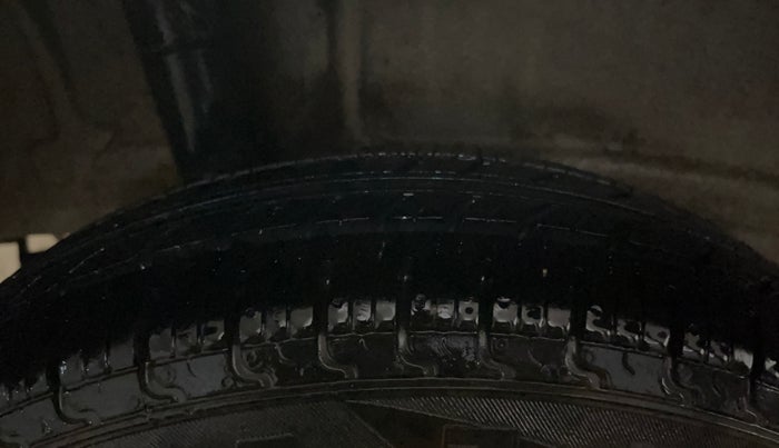 2019 Maruti New Wagon-R LXI CNG 1.0, CNG, Manual, 73,903 km, Right Rear Tyre Tread