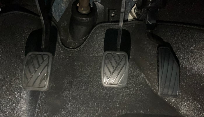 2019 Maruti New Wagon-R LXI CNG 1.0, CNG, Manual, 73,903 km, Pedals