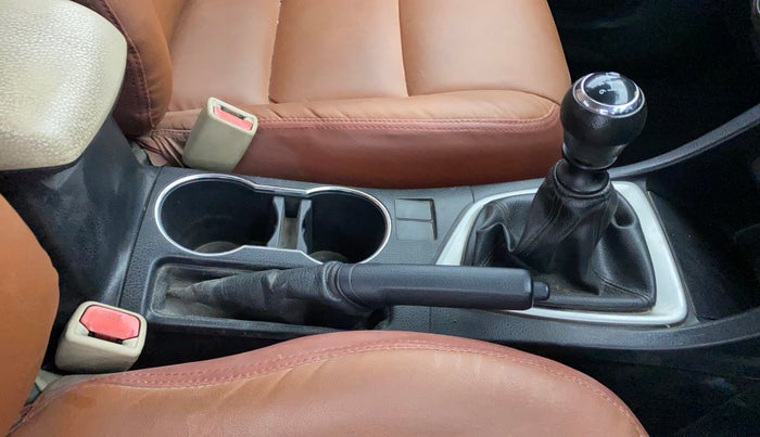 2015 Toyota Corolla Altis JS PETROL, Petrol, Manual, 84,825 km, Gear Lever