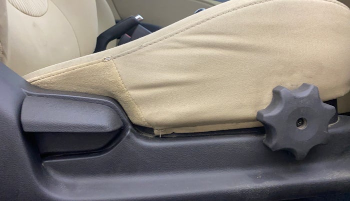 2014 Hyundai Verna FLUIDIC 1.6 CRDI SX, Diesel, Manual, 1,46,813 km, Driver Side Adjustment Panel