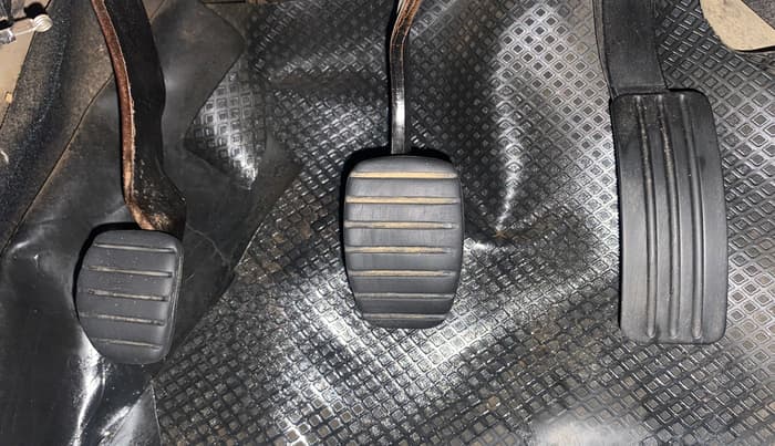 2014 Renault Duster 85 PS RXL DIESEL, Diesel, Manual, 1,08,569 km, Pedals