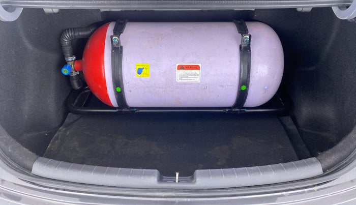 2021 Hyundai AURA S 1.2 CNG, CNG, Manual, 38,891 km, Boot Inside