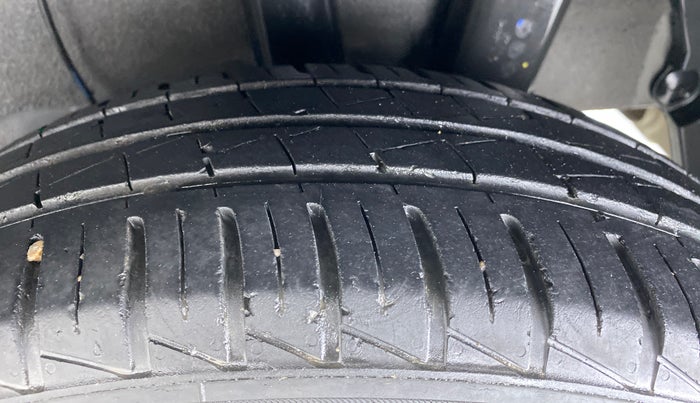 2021 Hyundai AURA S 1.2 CNG, CNG, Manual, 38,891 km, Left Rear Tyre Tread
