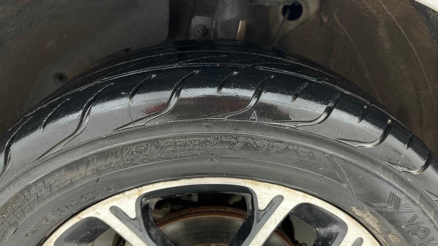 2018 Maruti Swift ZXI PLUS, Petrol, Manual, 89,199 km, Left Front Tyre Tread