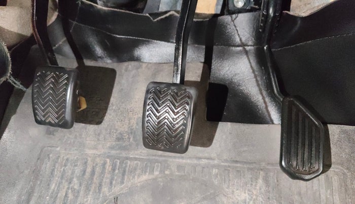 2014 Toyota Etios G, Petrol, Manual, 43,706 km, Pedals