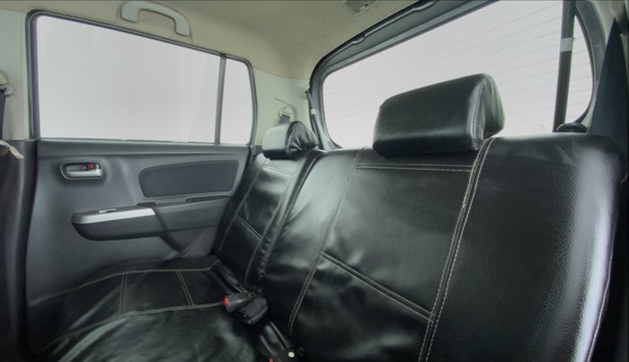 2010 Maruti Wagon R 1.0 VXI, Petrol, Manual, 33,674 km, Right Side Rear Door Cabin