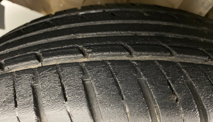 2019 Renault Kwid CLIMBER 1.0, Petrol, Manual, 46,544 km, Left Front Tyre Tread