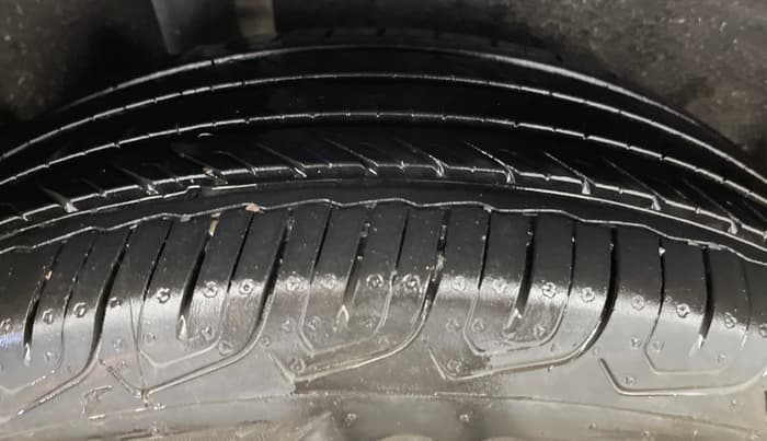 2017 Ford Ecosport TITANIUM 1.5L PETROL, Petrol, Manual, 37,822 km, Right Rear Tyre Tread