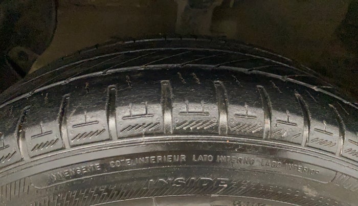 2016 Hyundai Grand i10 MAGNA 1.2 KAPPA VTVT, Petrol, Manual, 24,995 km, Left Front Tyre Tread