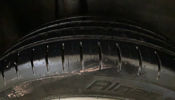 2021 Maruti Baleno ZETA PETROL 1.2, Petrol, Manual, 13,362 km, Right Rear Tyre Tread