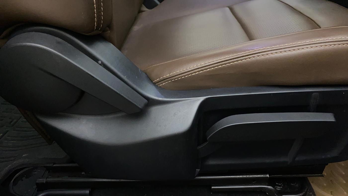 2019 Tata Harrier XZ 2.0L Kryotec, Diesel, Manual, 43,777 km, Driver Side Adjustment Panel