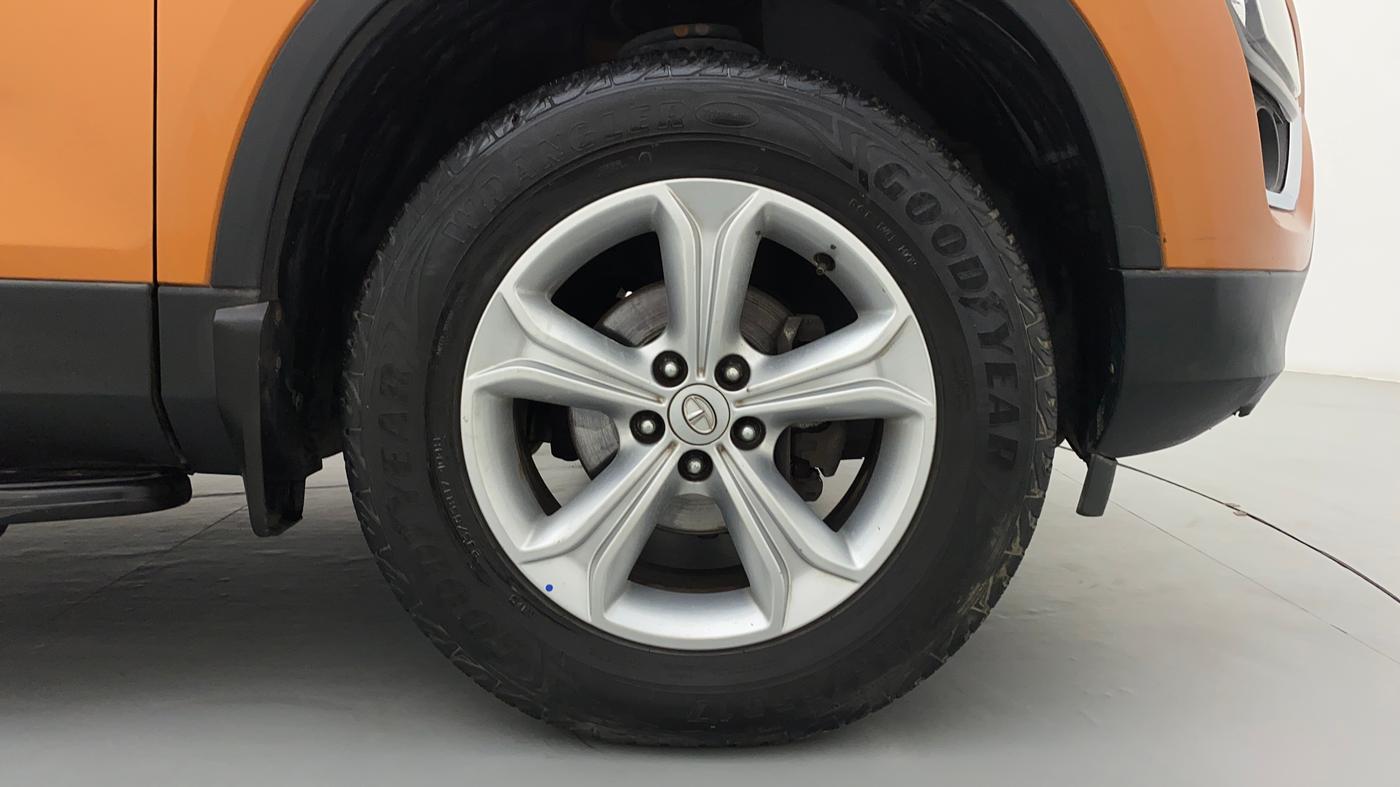 2019 Tata Harrier XZ 2.0L Kryotec, Diesel, Manual, 43,777 km, Right Front Wheel