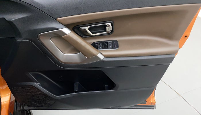 2019 Tata Harrier XZ 2.0L Kryotec, Diesel, Manual, 43,777 km, Driver Side Door Panels Control