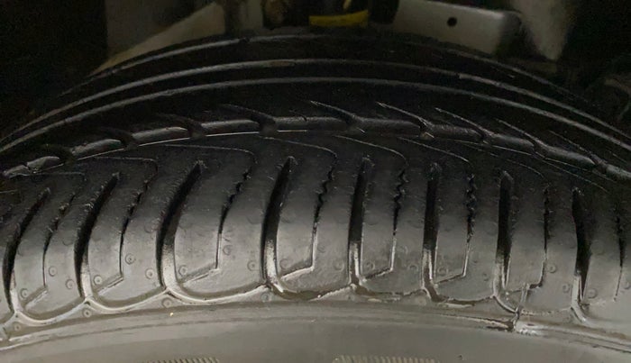 2021 Ford Ecosport AMBIENTE 1.5L PETROL, Petrol, Manual, 20,966 km, Right Front Tyre Tread