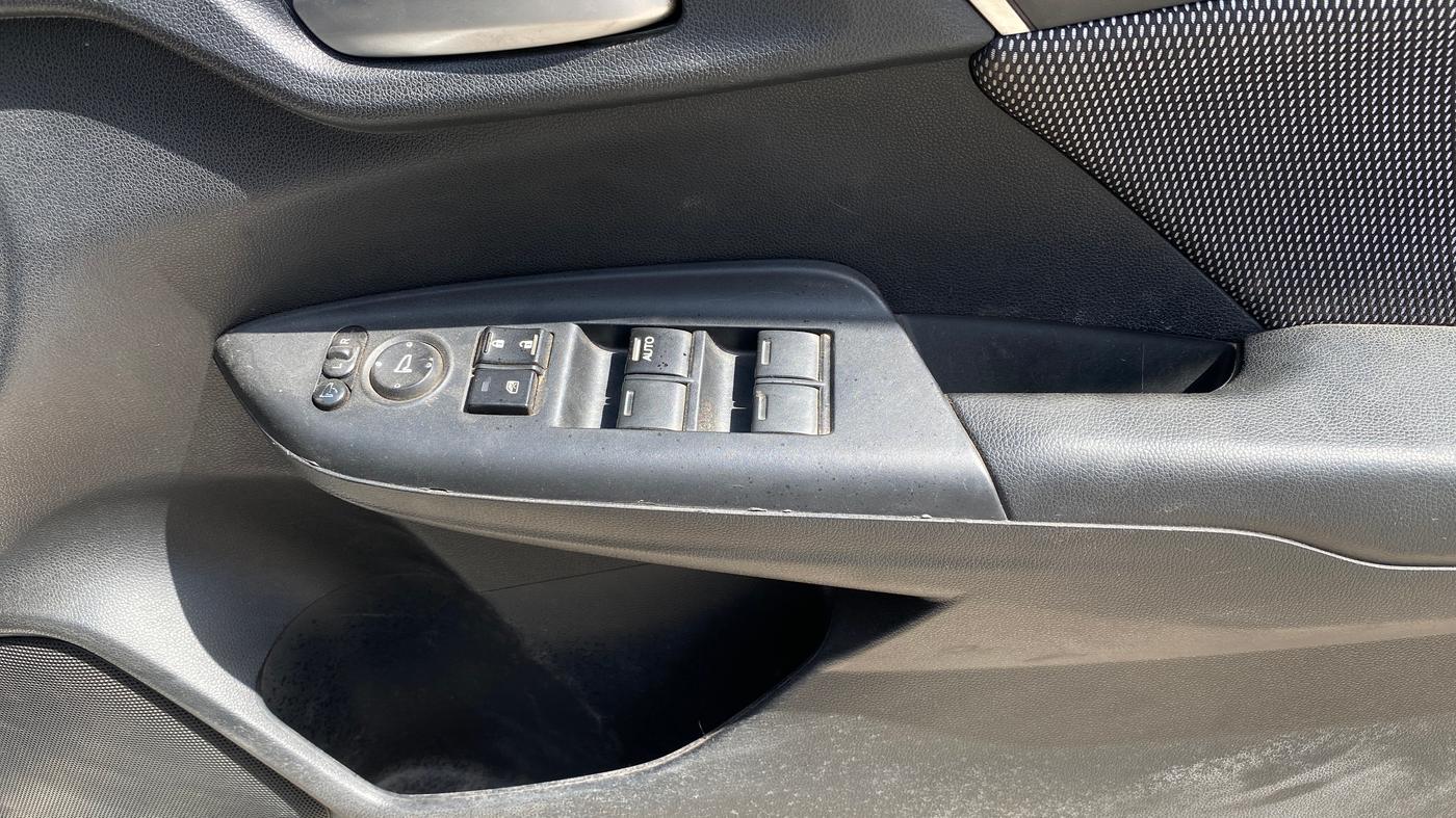 2019 Honda WR-V 1.2L I-VTEC VX MT, Petrol, Manual, 60,918 km, Driver Side Door Panels Control