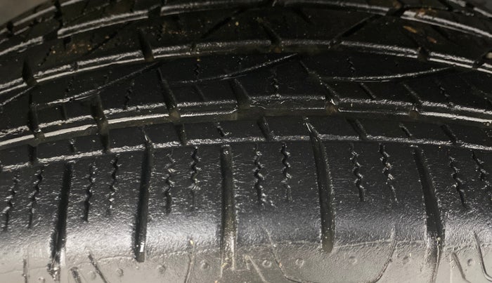 2022 Jeep Compass SPORT 1.4 PETROL, Petrol, Manual, 35,312 km, Left Front Tyre Tread