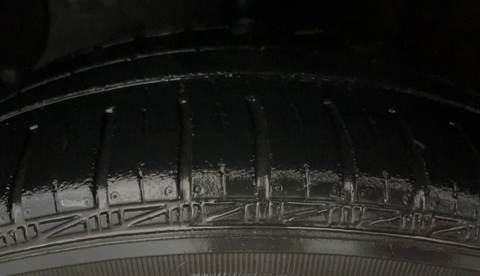 2014 Hyundai Xcent S 1.2, Petrol, Manual, 46,447 km, Left Front Tyre Tread