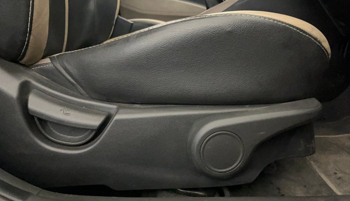 2014 Hyundai Xcent S 1.2, Petrol, Manual, 46,447 km, Driver Side Adjustment Panel