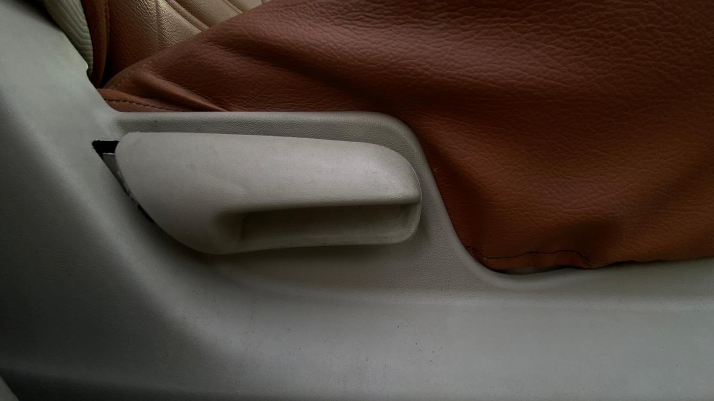 2019 Maruti Ertiga VDI 1.5, Diesel, Manual, 49,411 km, Driver Side Adjustment Panel