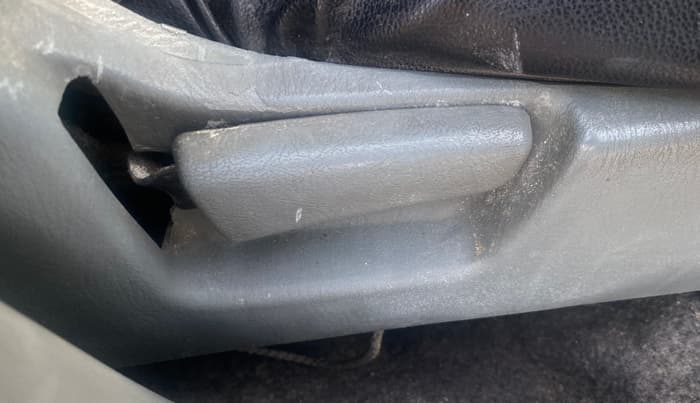 2014 Maruti Alto K10 VXI, Petrol, Manual, 60,822 km, Driver Side Adjustment Panel