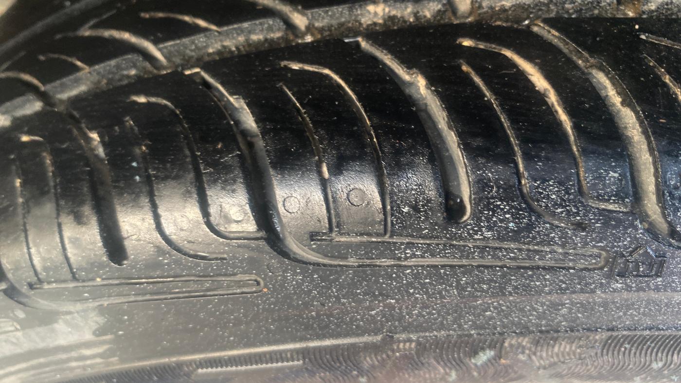2014 Maruti Alto K10 VXI, Petrol, Manual, 60,822 km, Left Rear Tyre Tread