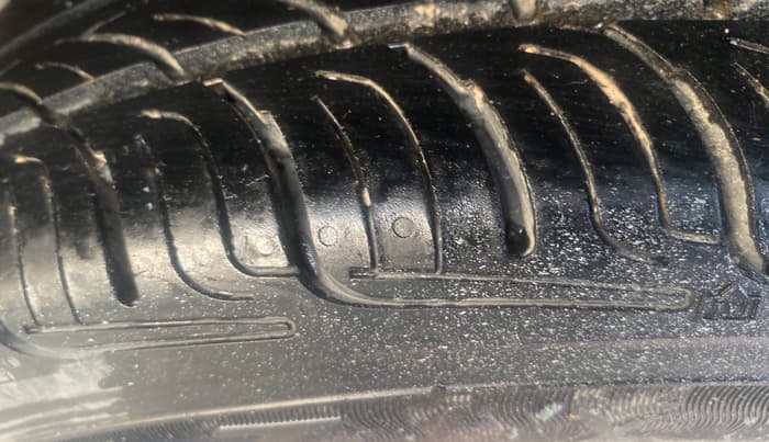 2014 Maruti Alto K10 VXI, Petrol, Manual, 60,822 km, Left Rear Tyre Tread