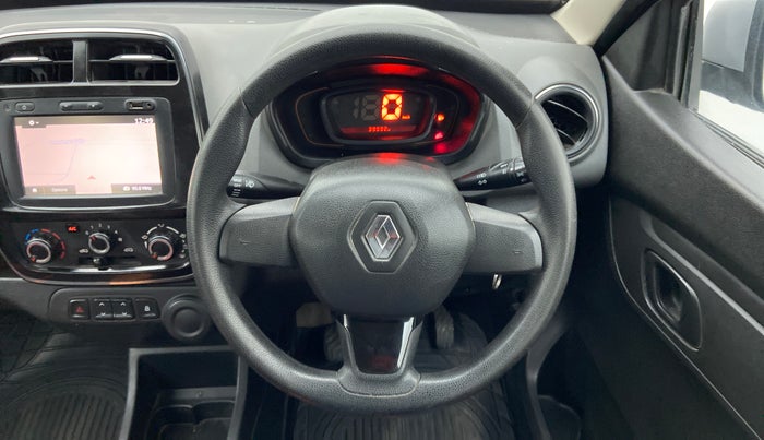 2017 Renault Kwid RXT 1.0, Petrol, Manual, 39,992 km, Steering Wheel Close Up