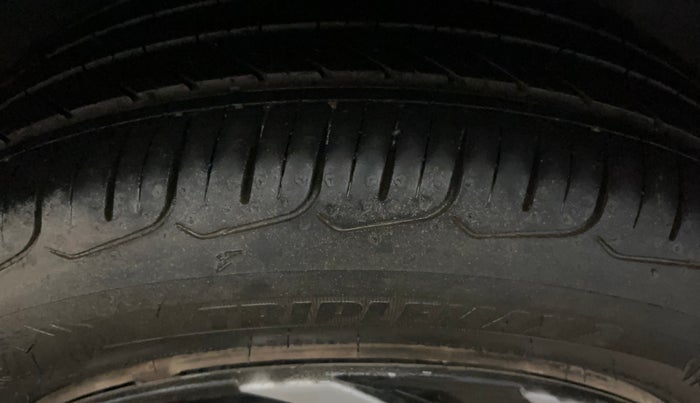 2021 Tata ALTROZ XM PLUS PETROL, Petrol, Manual, 61,945 km, Left Rear Tyre Tread