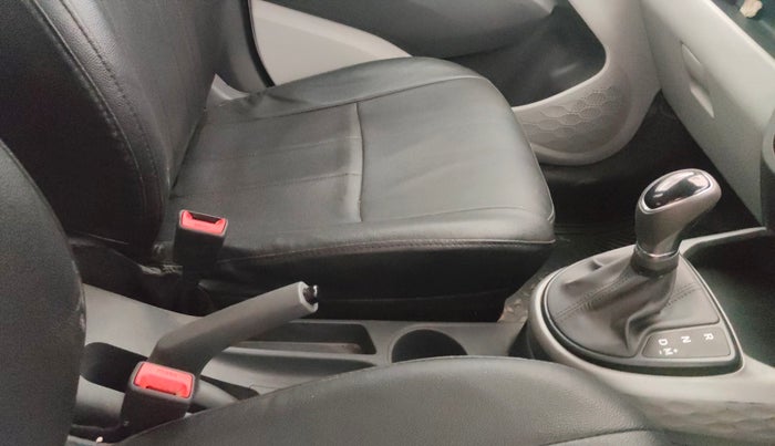 2020 Hyundai GRAND I10 NIOS SPORTZ AMT 1.2 KAPPA VTVT, Petrol, Automatic, 53,521 km, Gear Lever