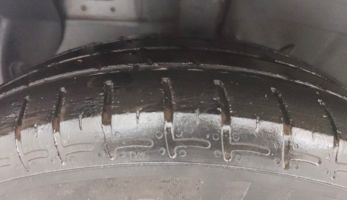 2020 Hyundai GRAND I10 NIOS SPORTZ AMT 1.2 KAPPA VTVT, Petrol, Automatic, 53,521 km, Left Front Tyre Tread