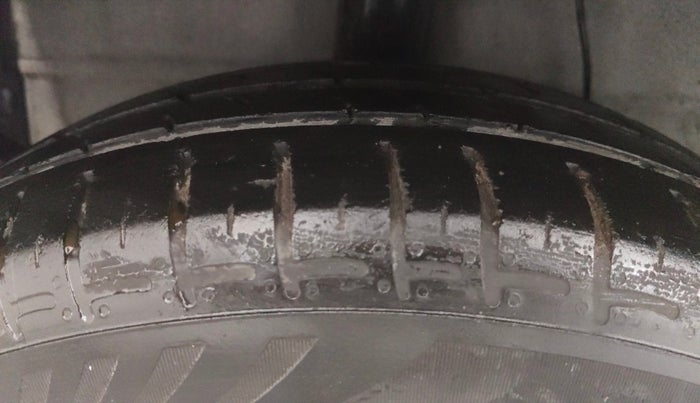 2020 Hyundai GRAND I10 NIOS SPORTZ AMT 1.2 KAPPA VTVT, Petrol, Automatic, 53,521 km, Right Rear Tyre Tread