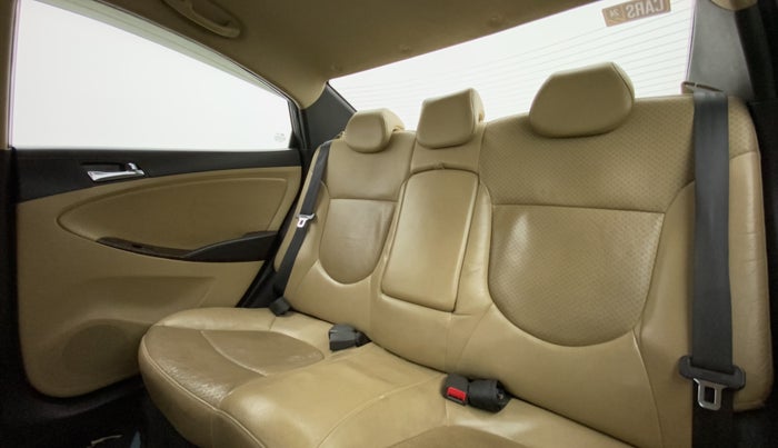 2013 Hyundai Verna FLUIDIC 1.6 VTVT SX OPT, Petrol, Manual, 99,583 km, Right Side Rear Door Cabin
