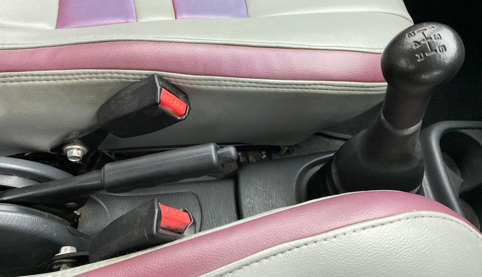 2011 Maruti Alto LXI, Petrol, Manual, 72,809 km, Gear Lever