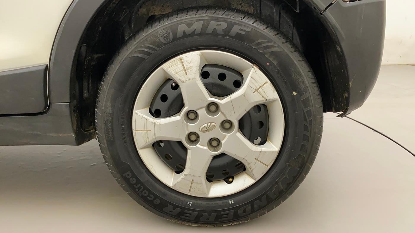 2019 Mahindra XUV300 W6 1.5 DIESEL, Diesel, Manual, 63,140 km, Left Rear Wheel