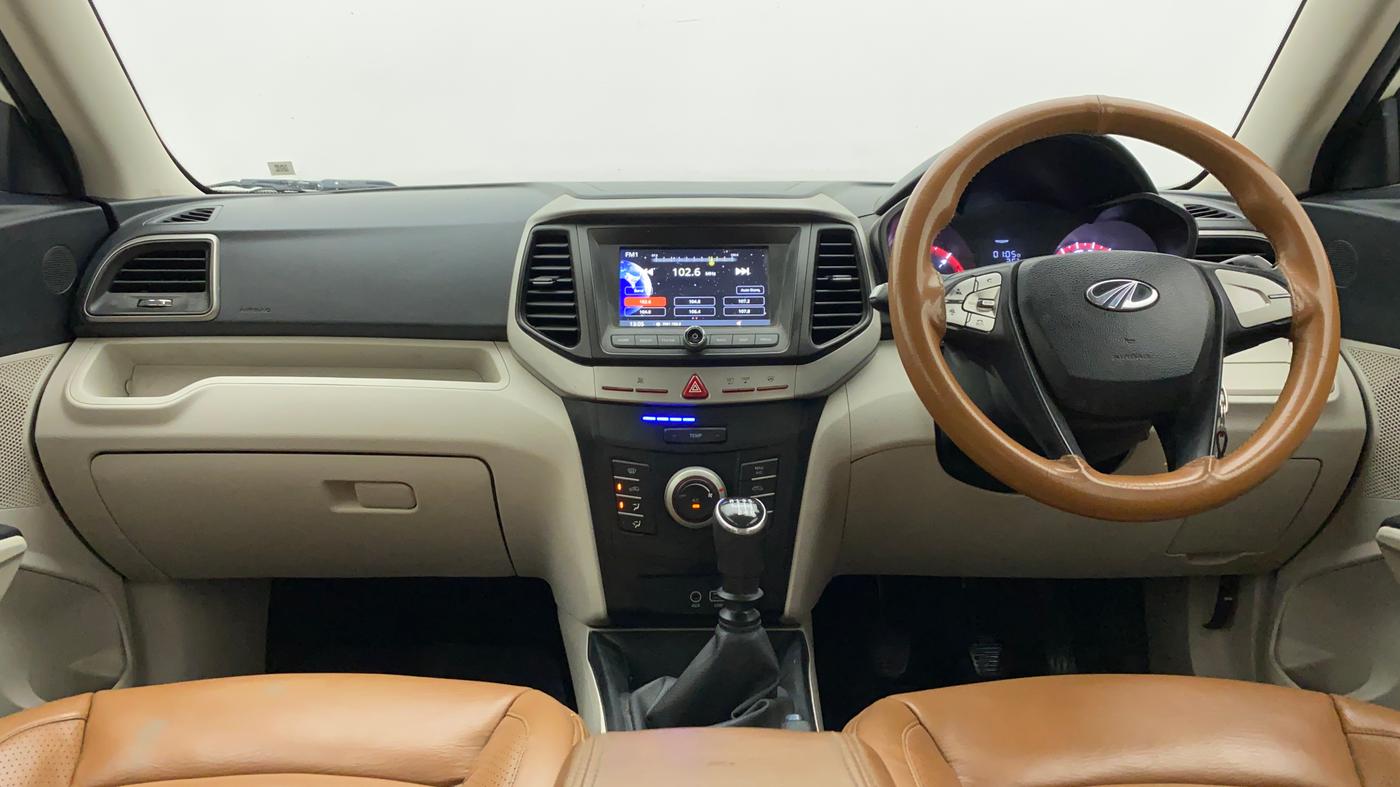 2019 Mahindra XUV300 W6 1.5 DIESEL, Diesel, Manual, 63,140 km, Dashboard
