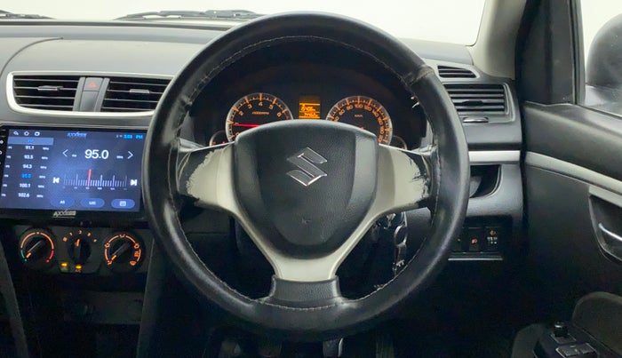 2013 Maruti Swift VXI, CNG, Manual, 74,462 km, Steering Wheel Close Up