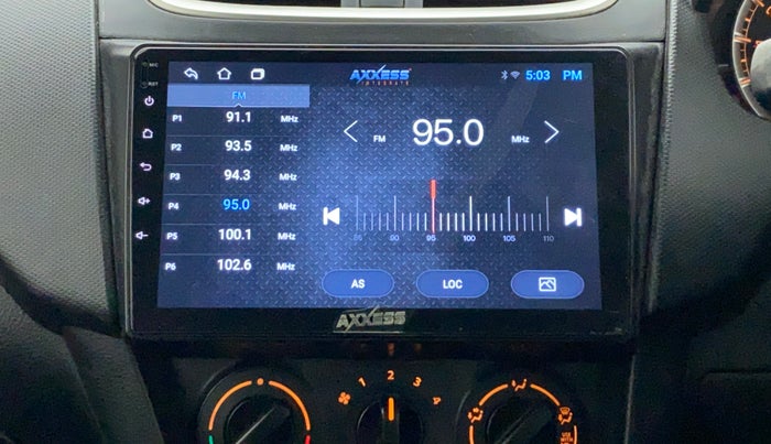 2013 Maruti Swift VXI, CNG, Manual, 74,462 km, Infotainment System