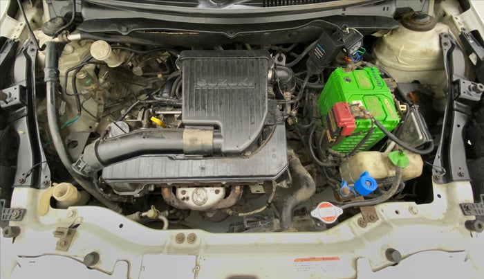 2013 Maruti Swift VXI, CNG, Manual, 74,462 km, Open Bonet