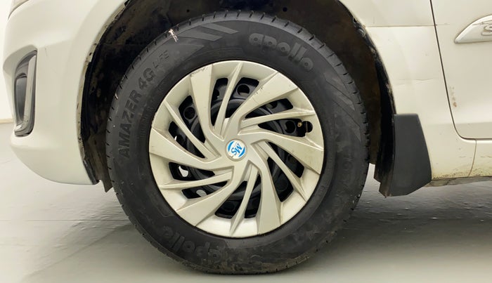 2013 Maruti Swift VXI, CNG, Manual, 74,462 km, Left Front Wheel