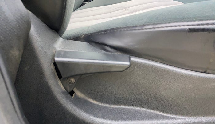 2017 Tata Tiago WIZZ EDITION PETROL, Petrol, Manual, 74,070 km, Driver Side Adjustment Panel