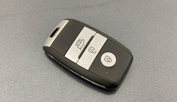 2020 KIA SELTOS HTK PLUS 1.5, Petrol, Manual, 75,184 km, Key Close Up